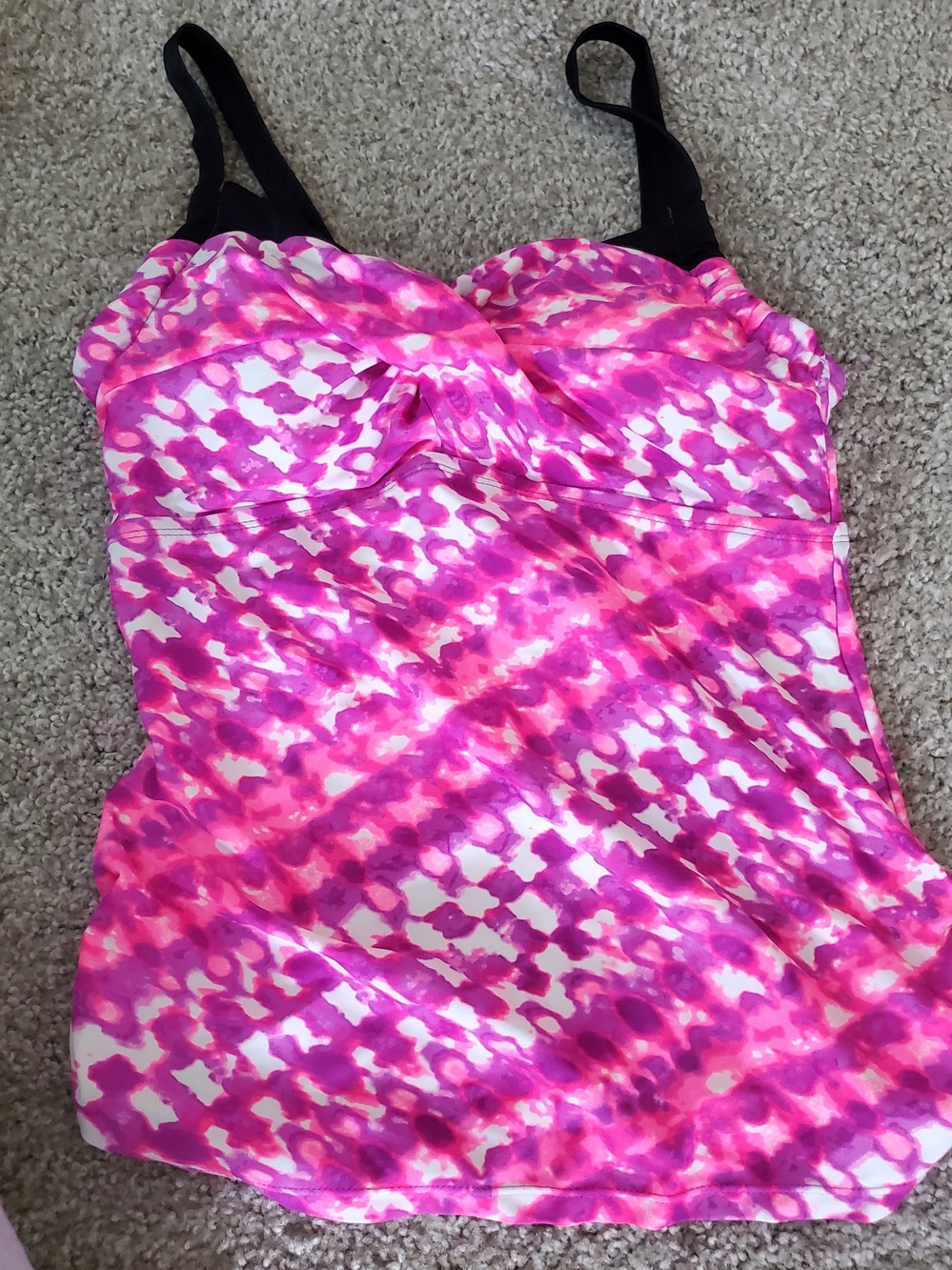 Kohl's Women's Pink Patterned Twist-Front Tankini Top
